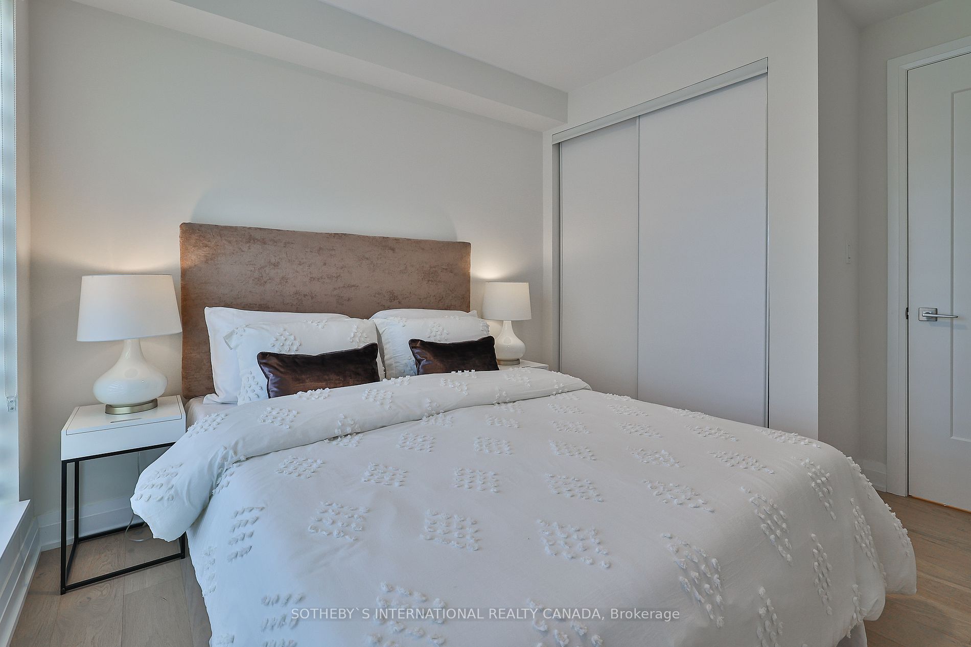 430 Roncesvalles Ave, #Th3