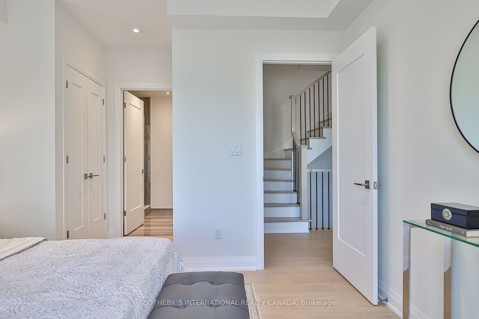 430 Roncesvalles Ave, #Th3