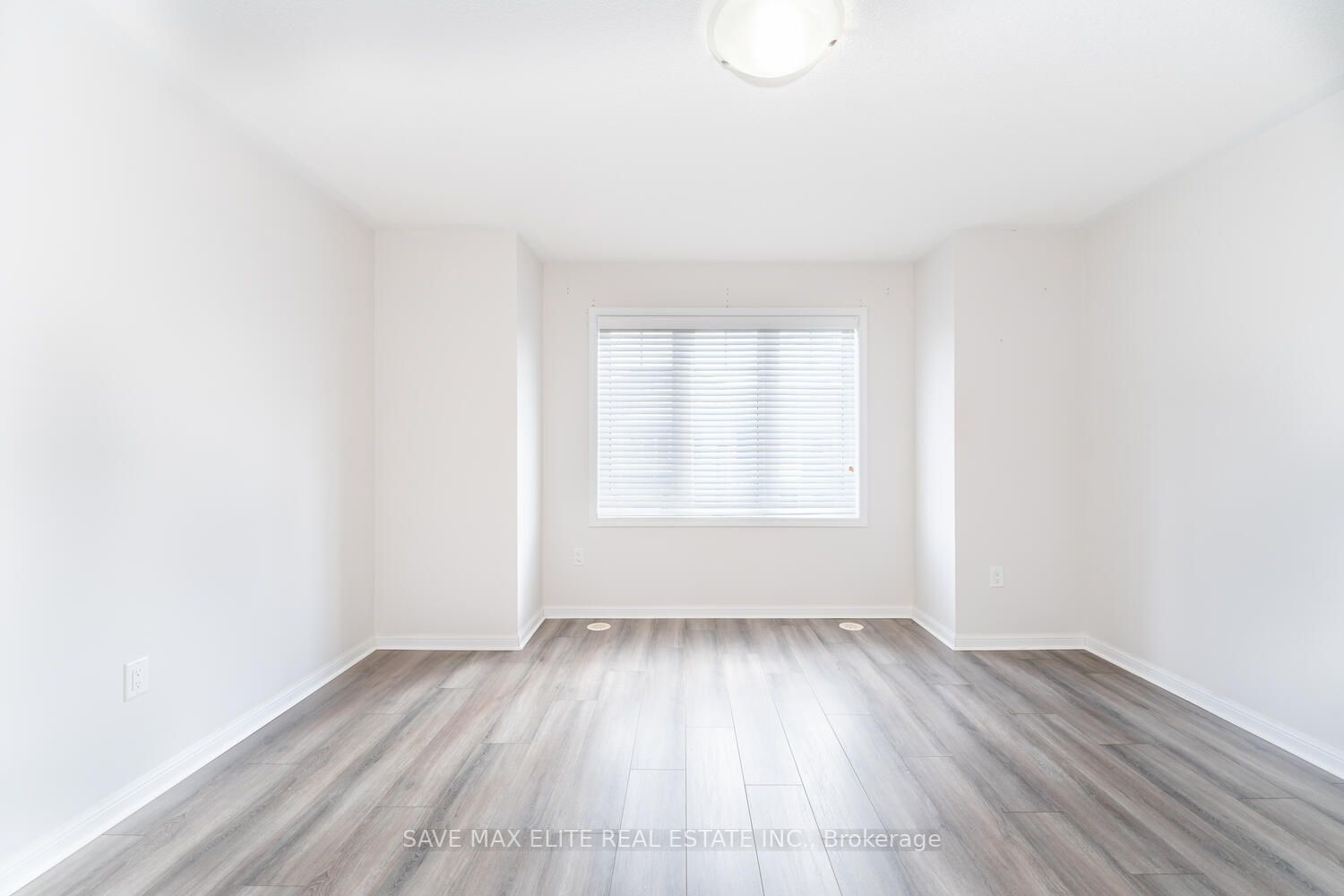 6020 Derry Rd, #17