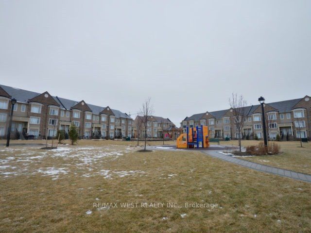 3115 Boxford Cres, #13