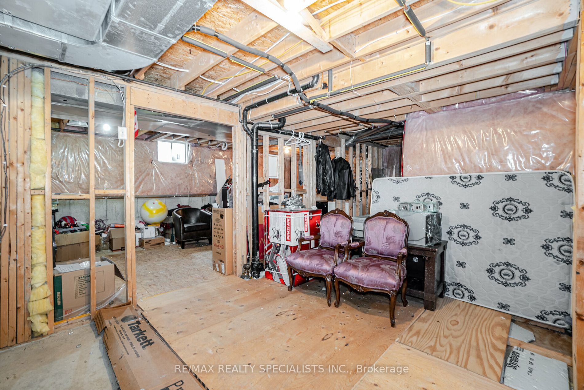 1581 Ramshaw Cres
