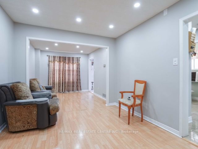 48 Cortez Crt