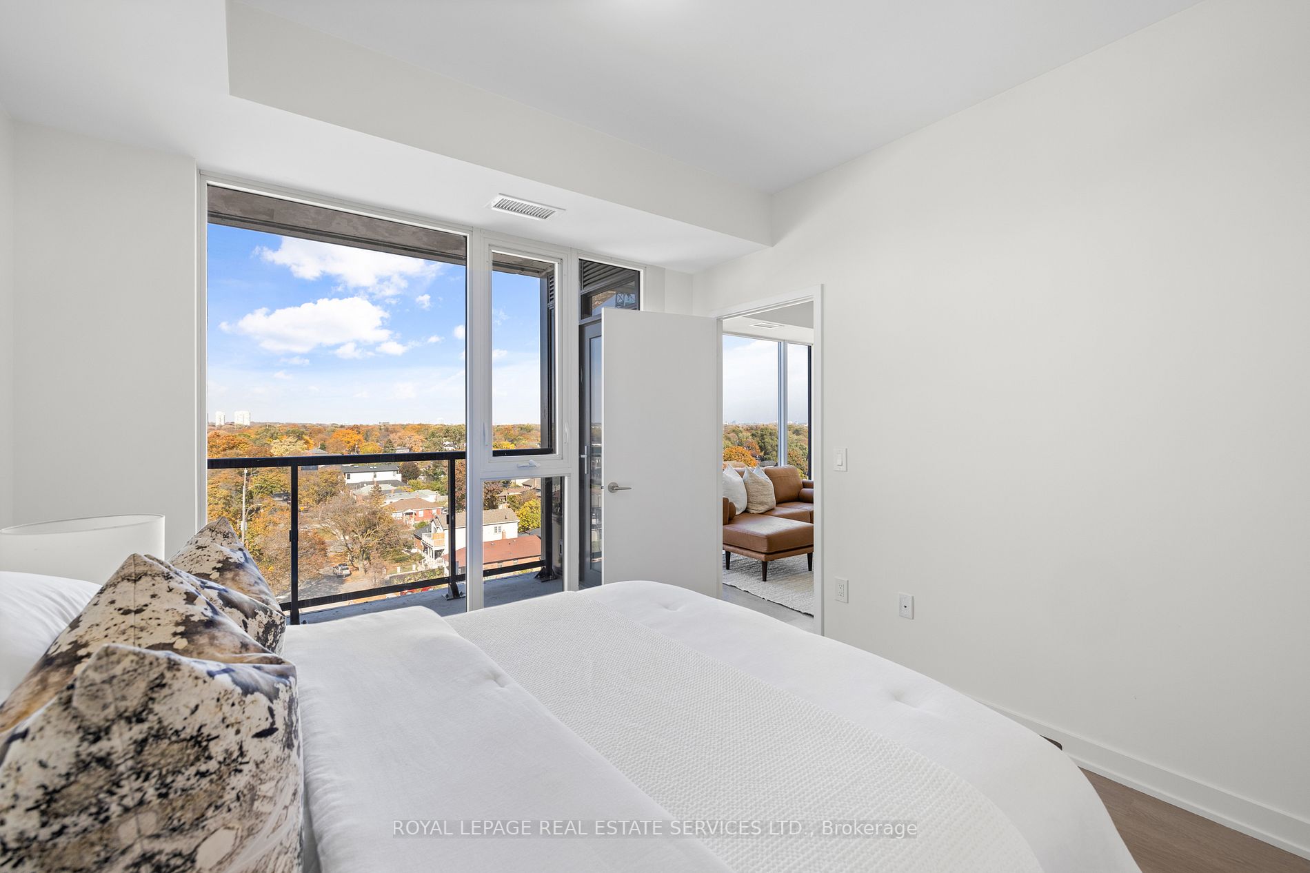 859 The Queensway, #716