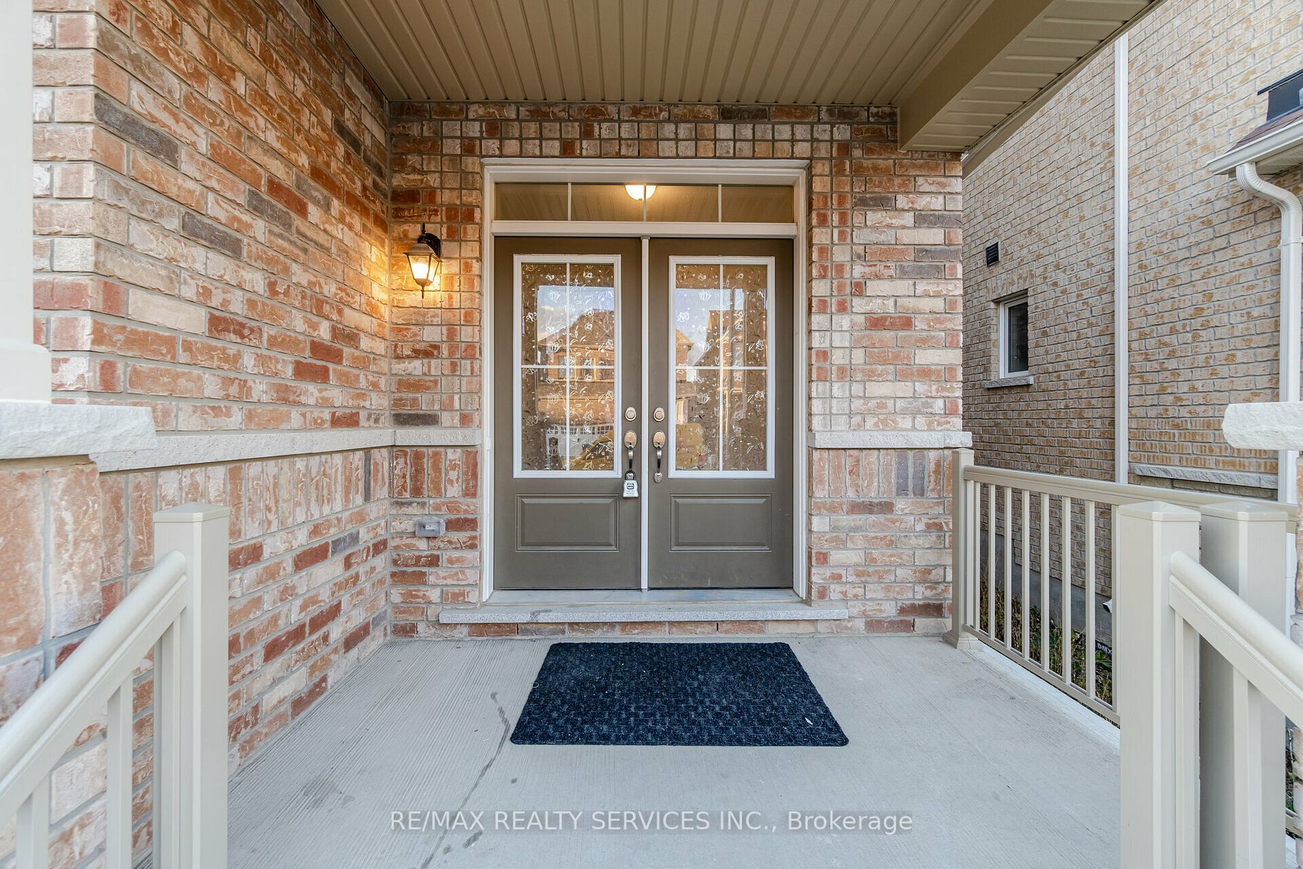 63 Royal Fern Cres