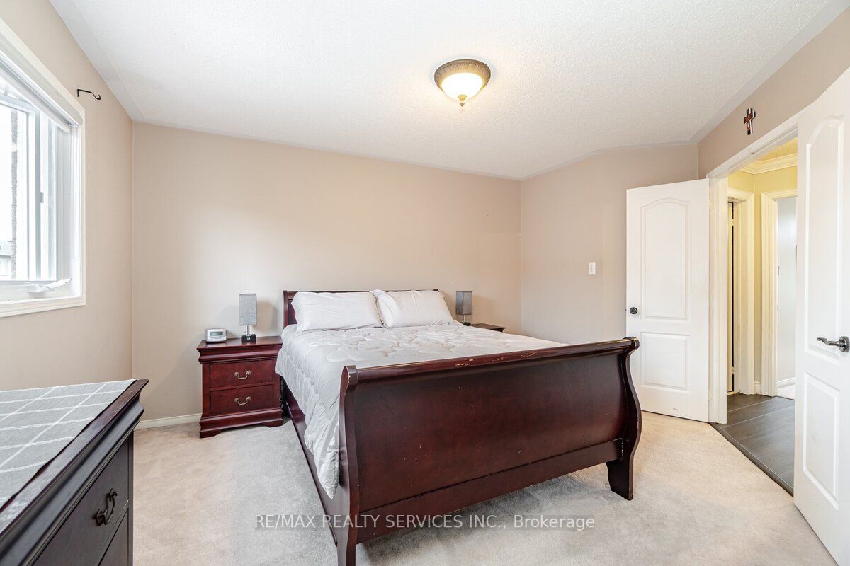 3 Penbridge Circ