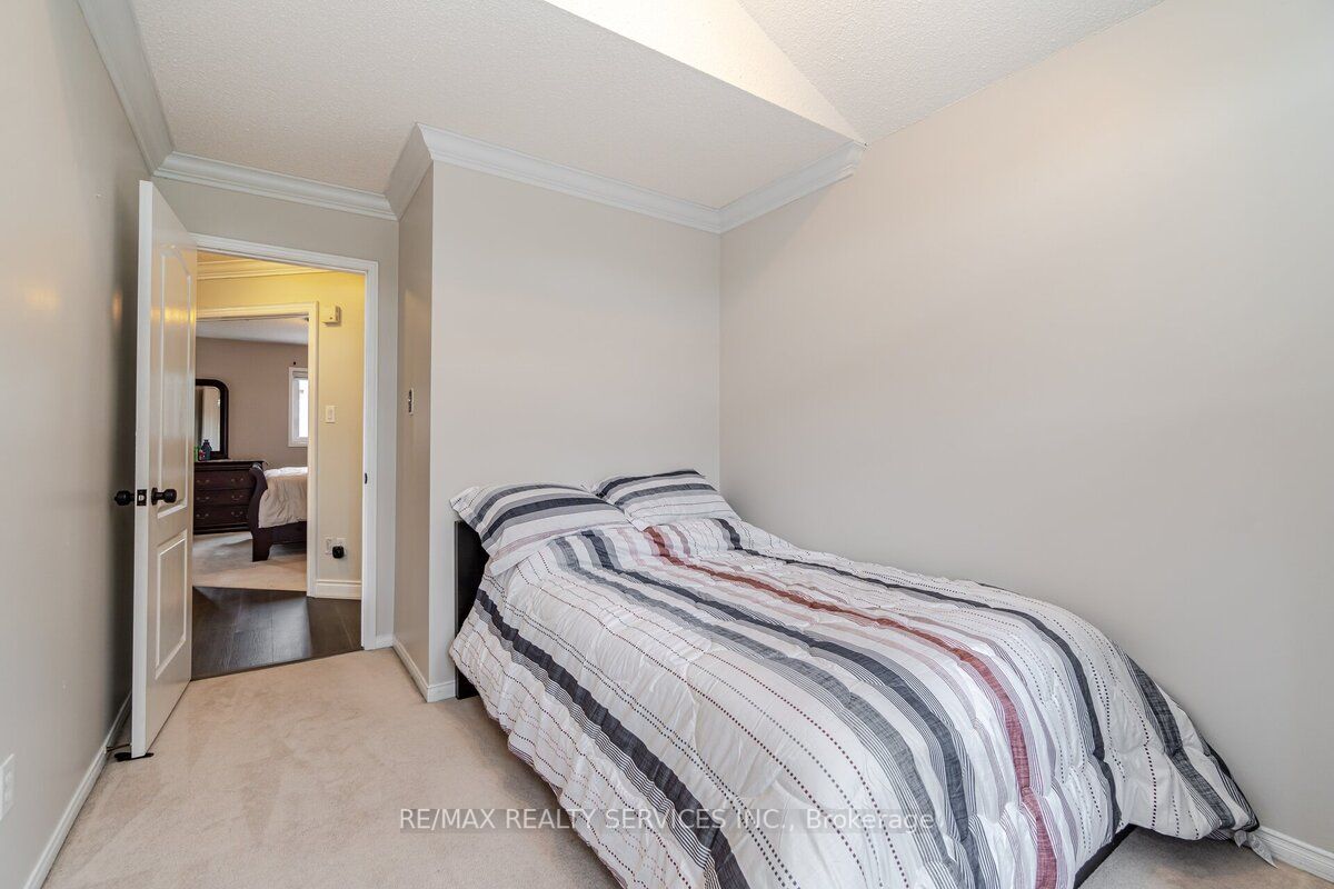 3 Penbridge Circ