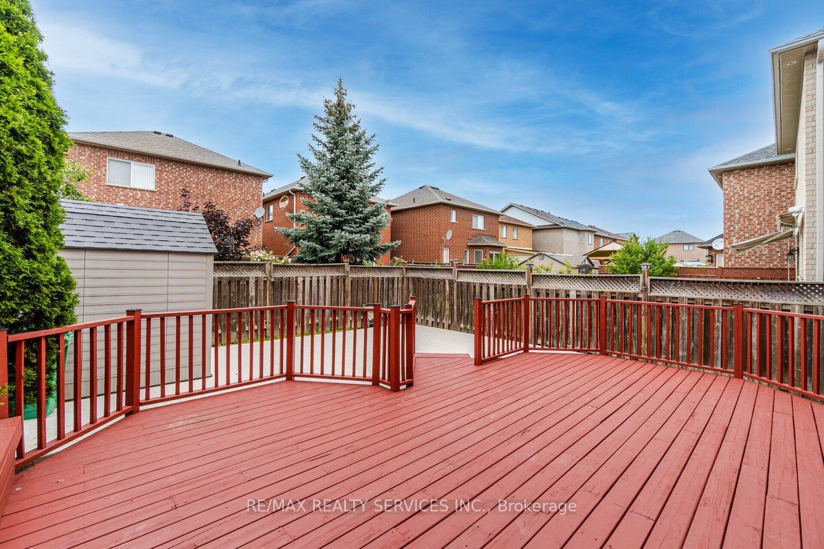 3 Penbridge Circ