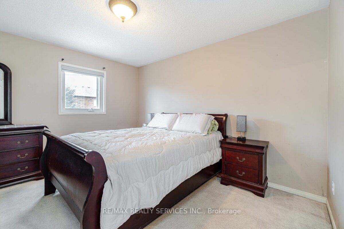 3 Penbridge Circ