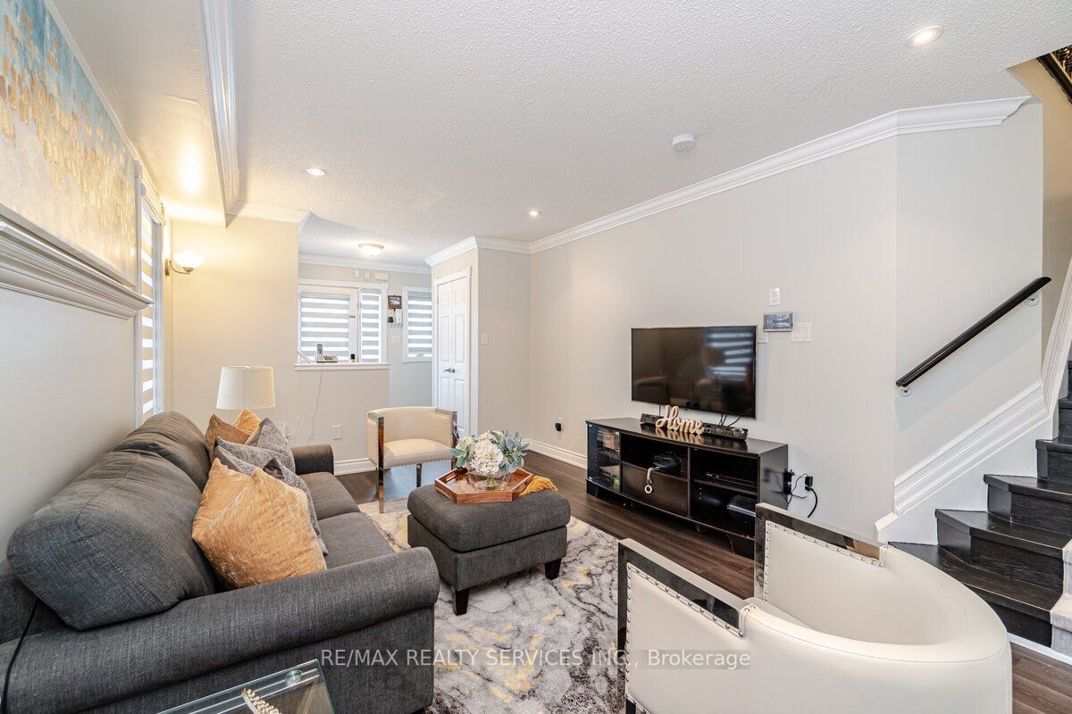 3 Penbridge Circ