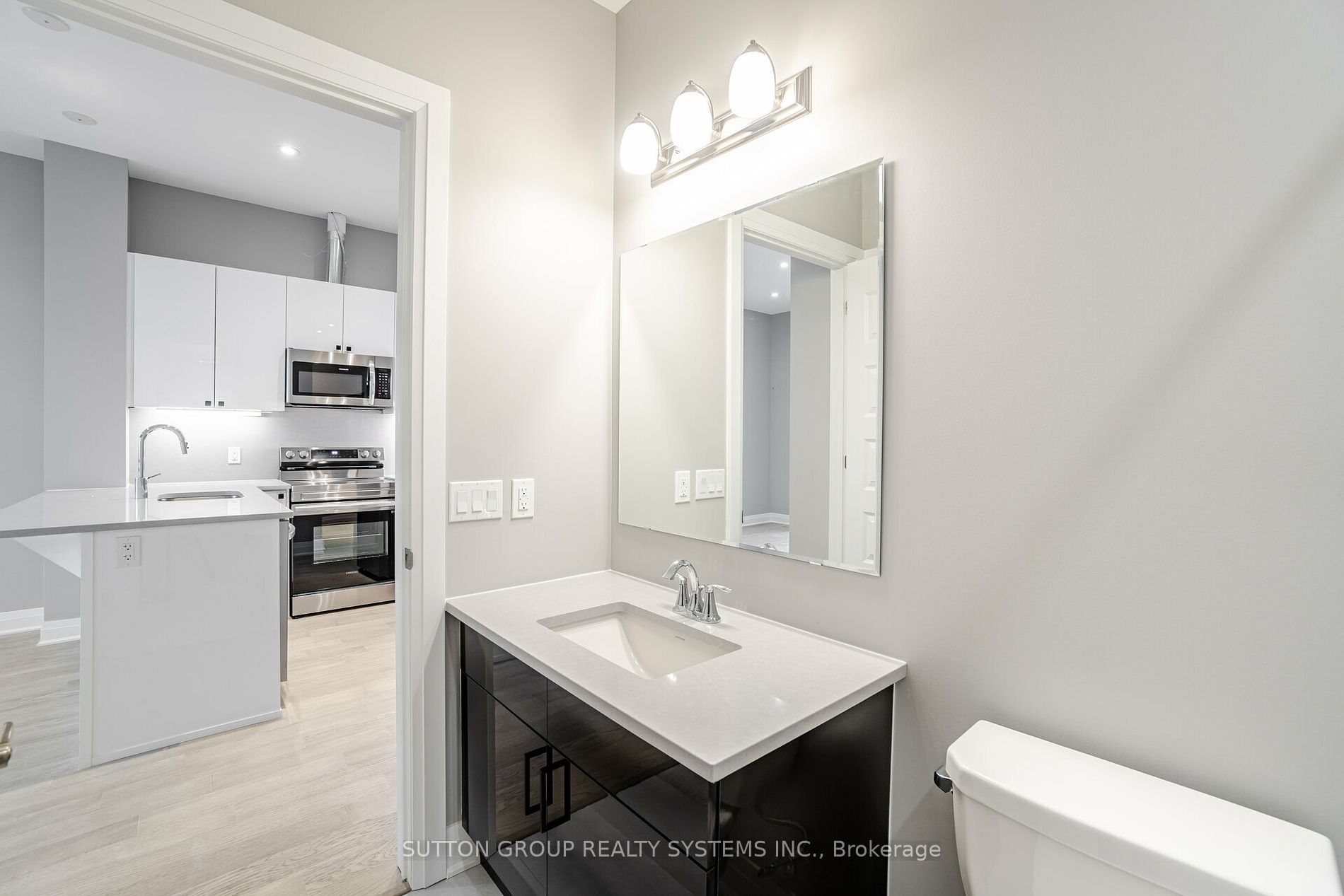 460 Gordon Krantz Ave, #602