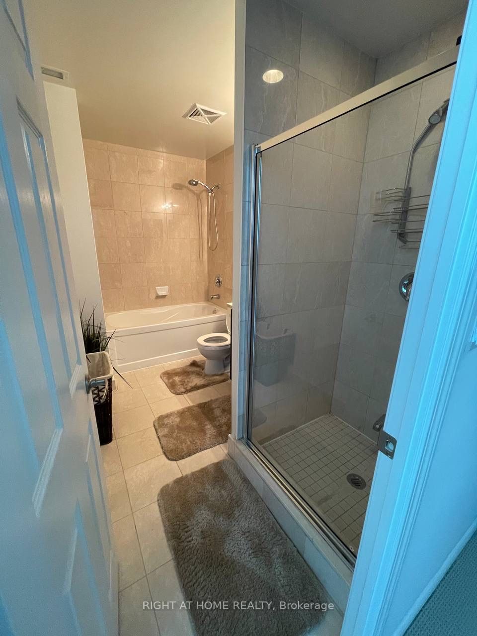 208 Enfield Pl, #Ph 101