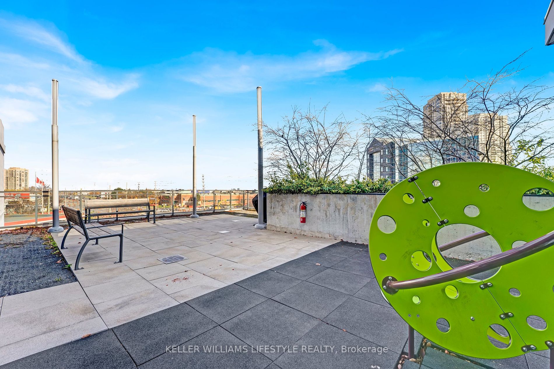 75 Eglinton Ave W, #903