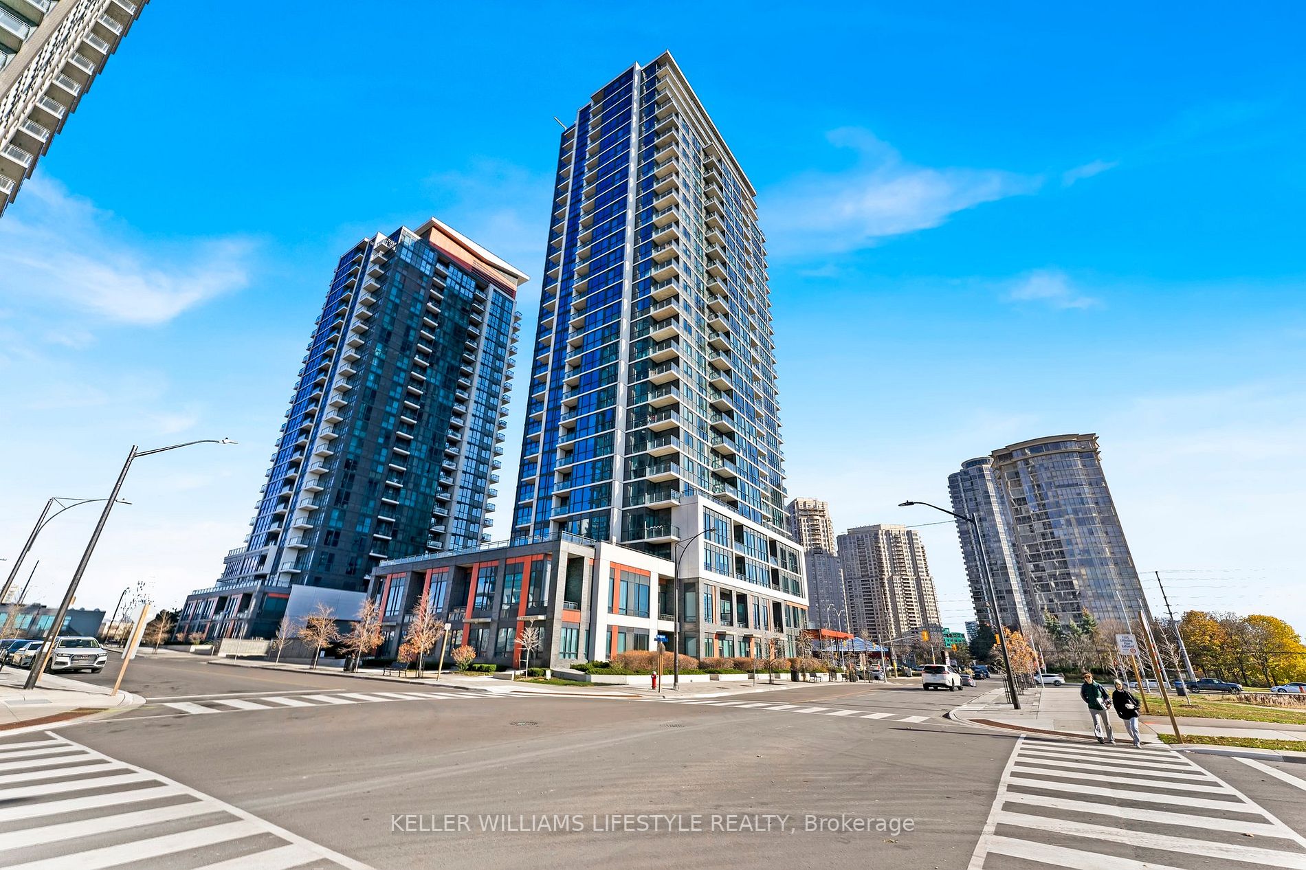 75 Eglinton Ave W, #903