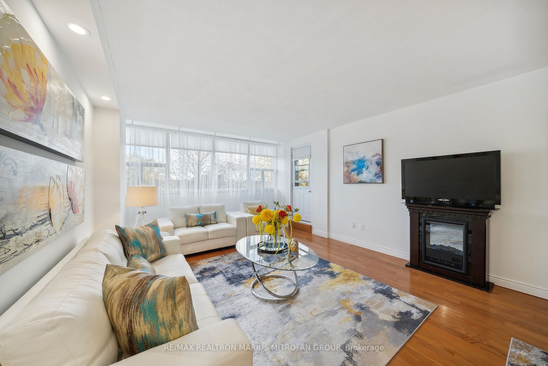 45 Southport St, #906