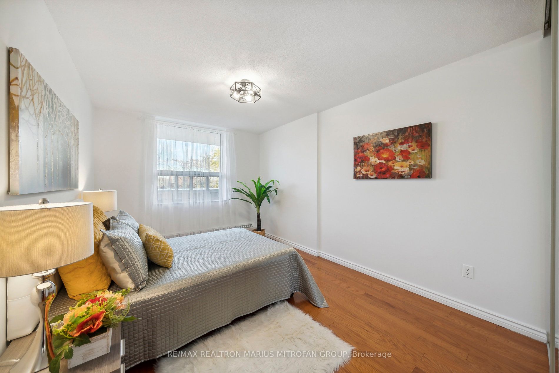 45 Southport St, #906