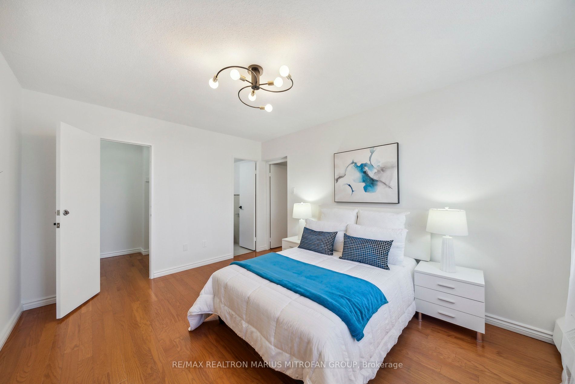 45 Southport St, #906
