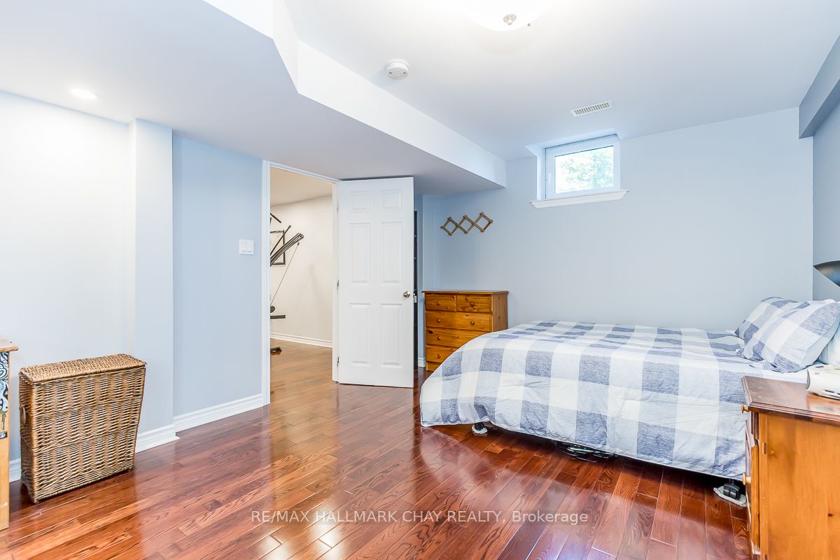 46 Foxchase Drive