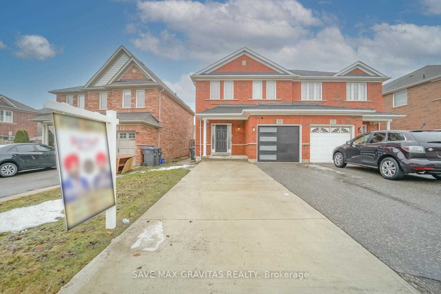 10 Thornbush Blvd W