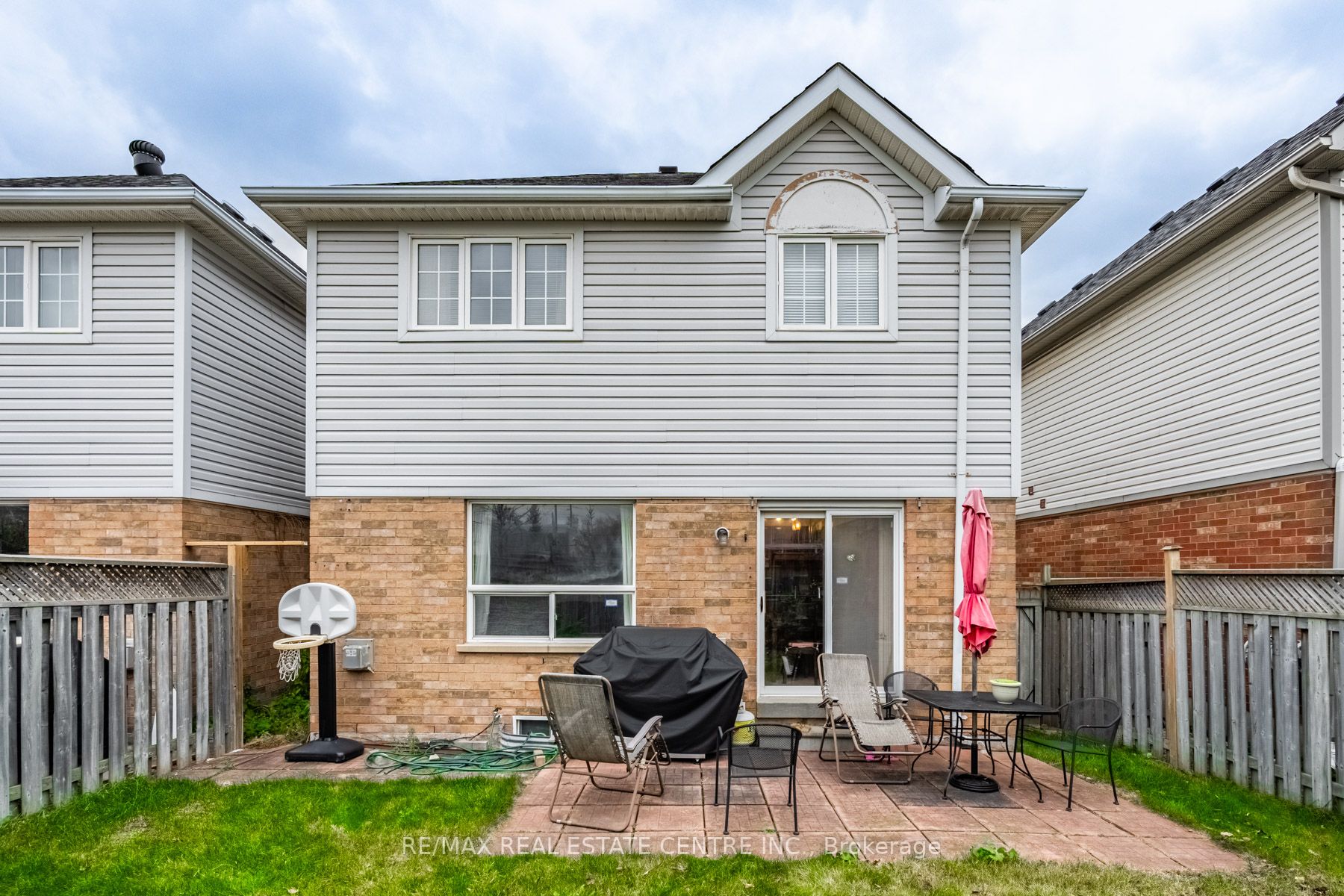 2467 Bankside Dr