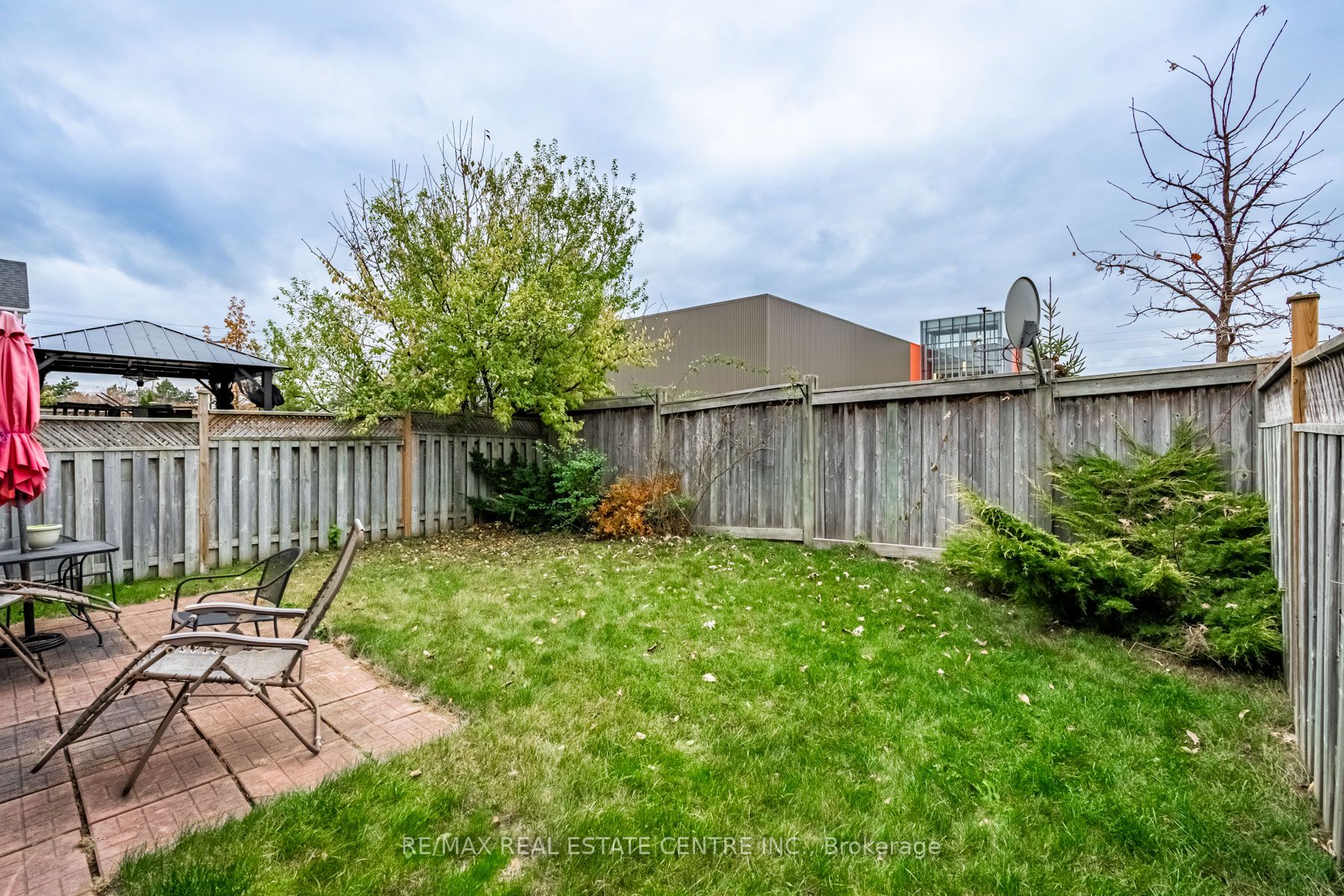 2467 Bankside Dr