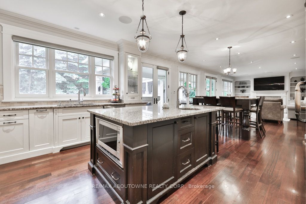 80 Cox Dr