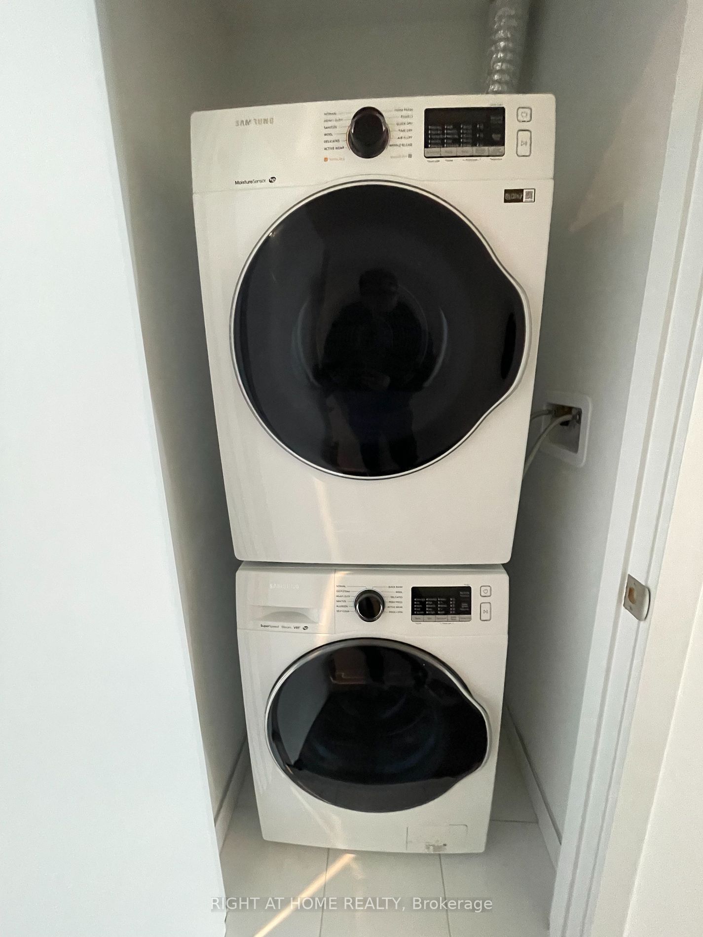 1926 Lakeshore Blvd W, #4205
