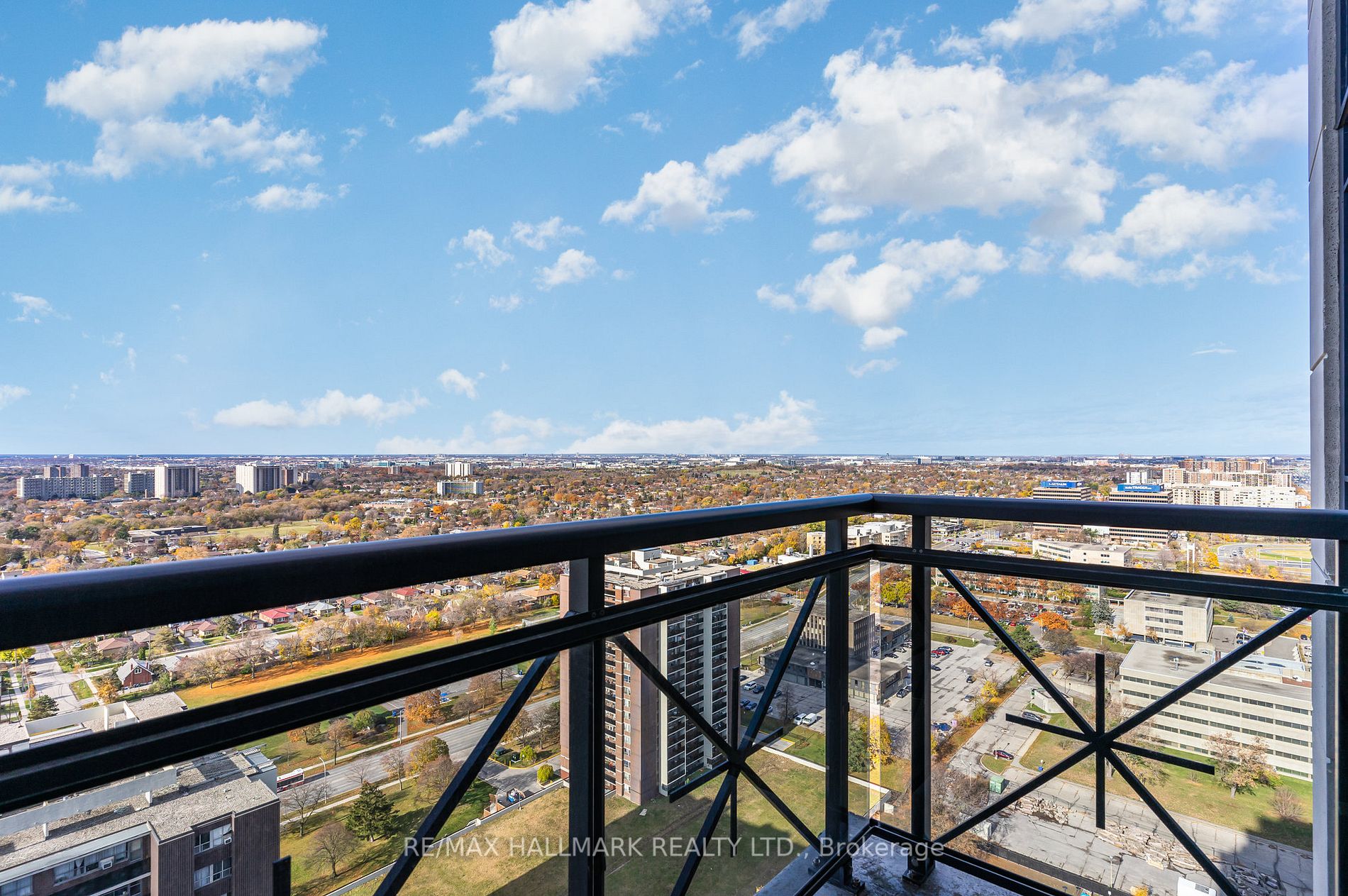 6 Eva Rd, #2610
