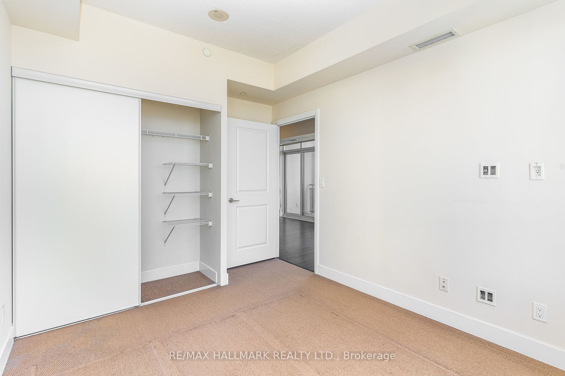 6 Eva Rd, #2610