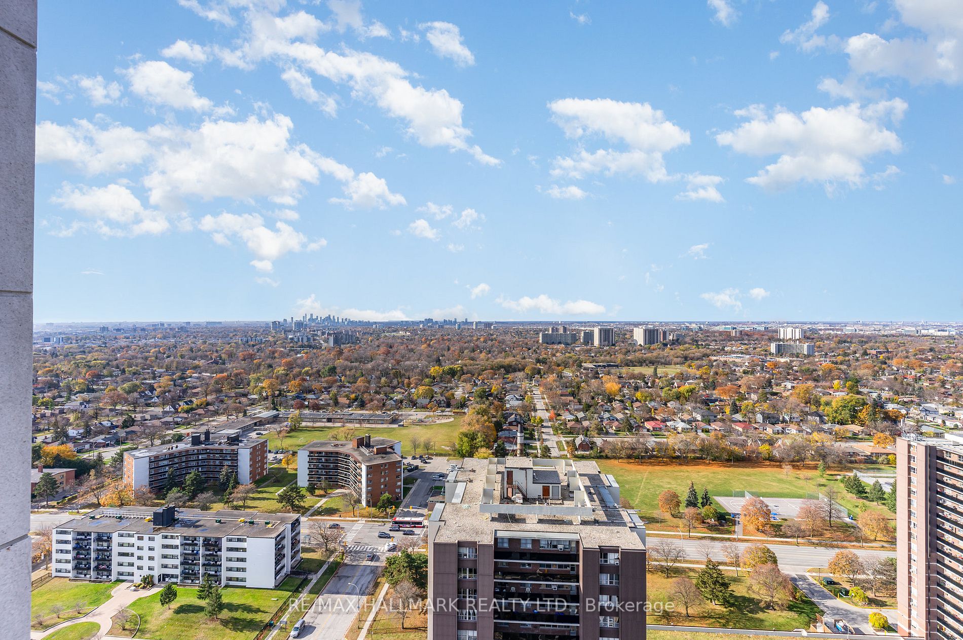 6 Eva Rd, #2610