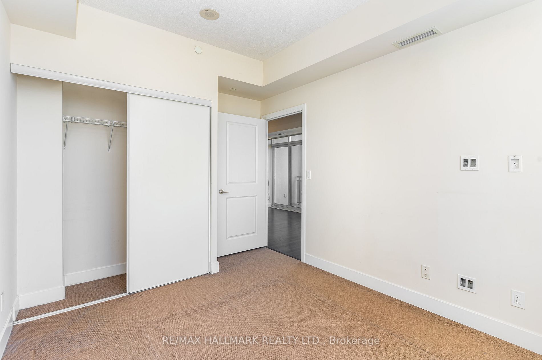 6 Eva Rd, #2610