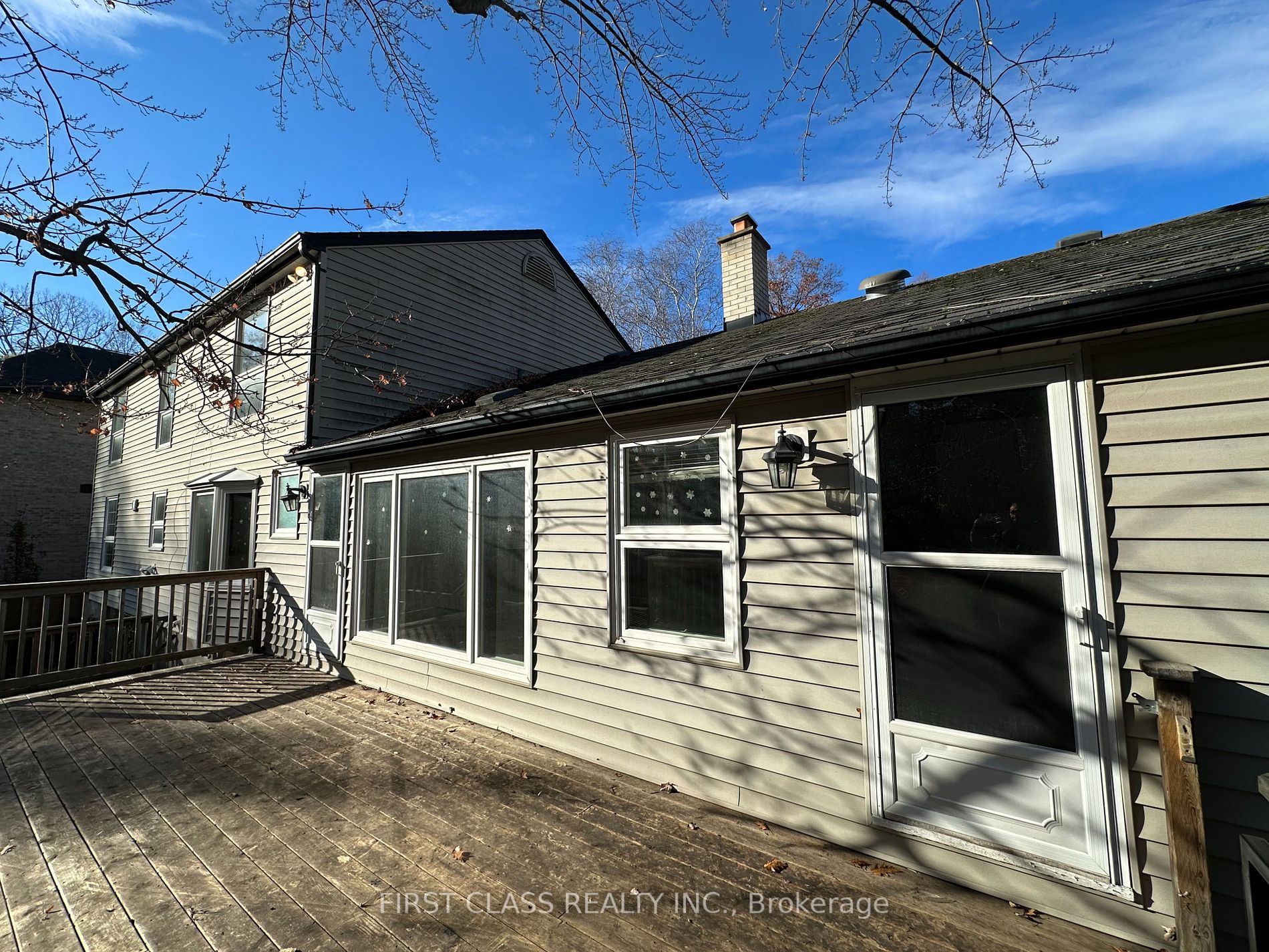 1438 Birchwood Dr