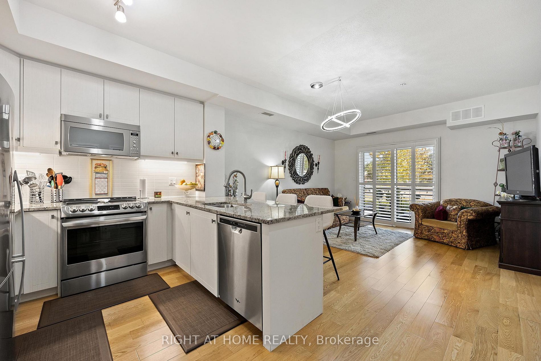 3170 Erin Mills Pkwy, #130