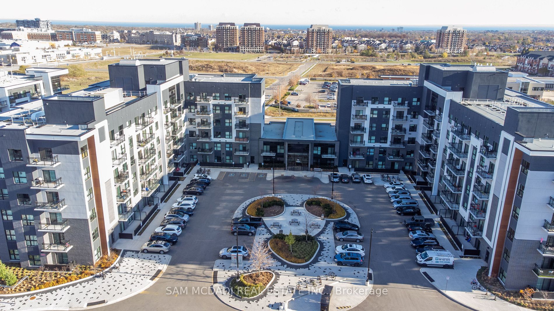 102 Grovewood Common, ##116