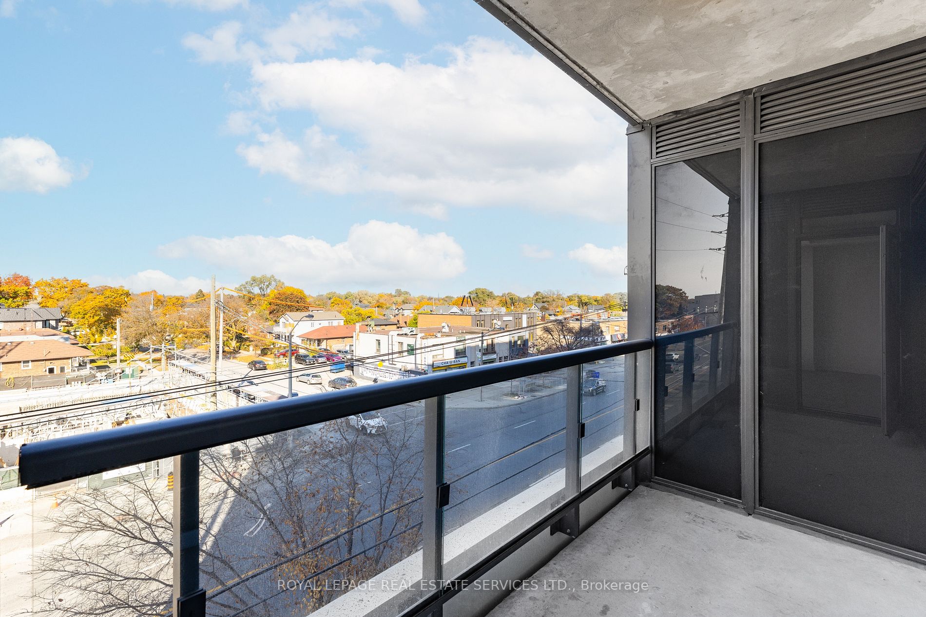 859 The Queensway, #314