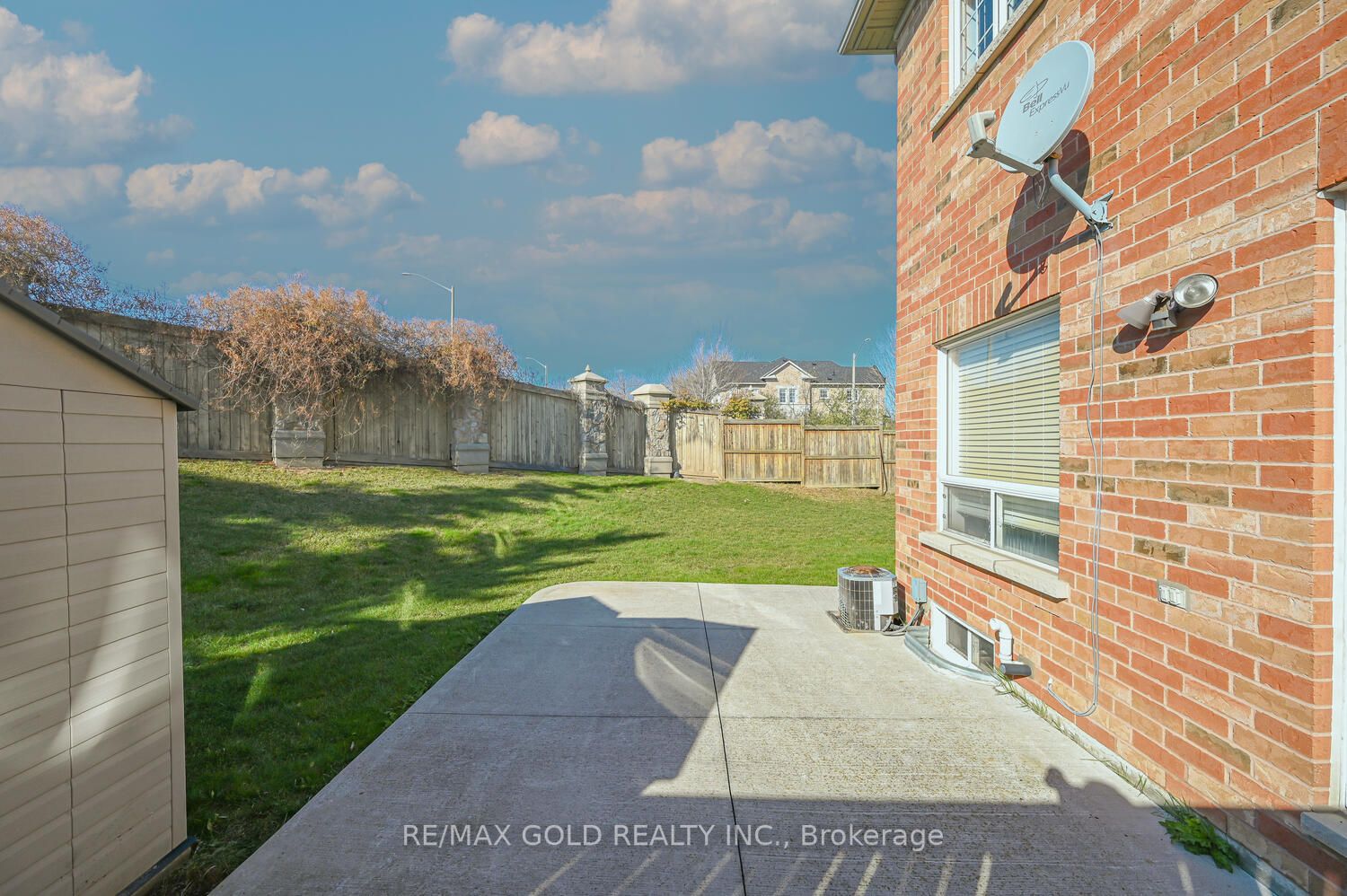 104 Rubysilver Dr