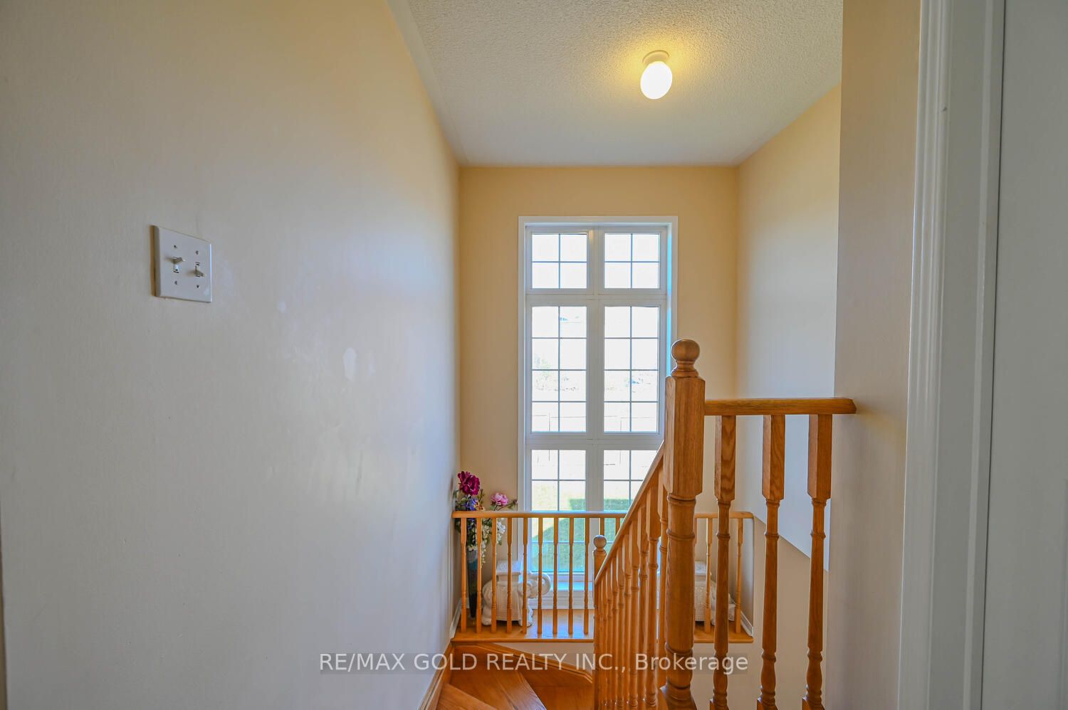 104 Rubysilver Dr