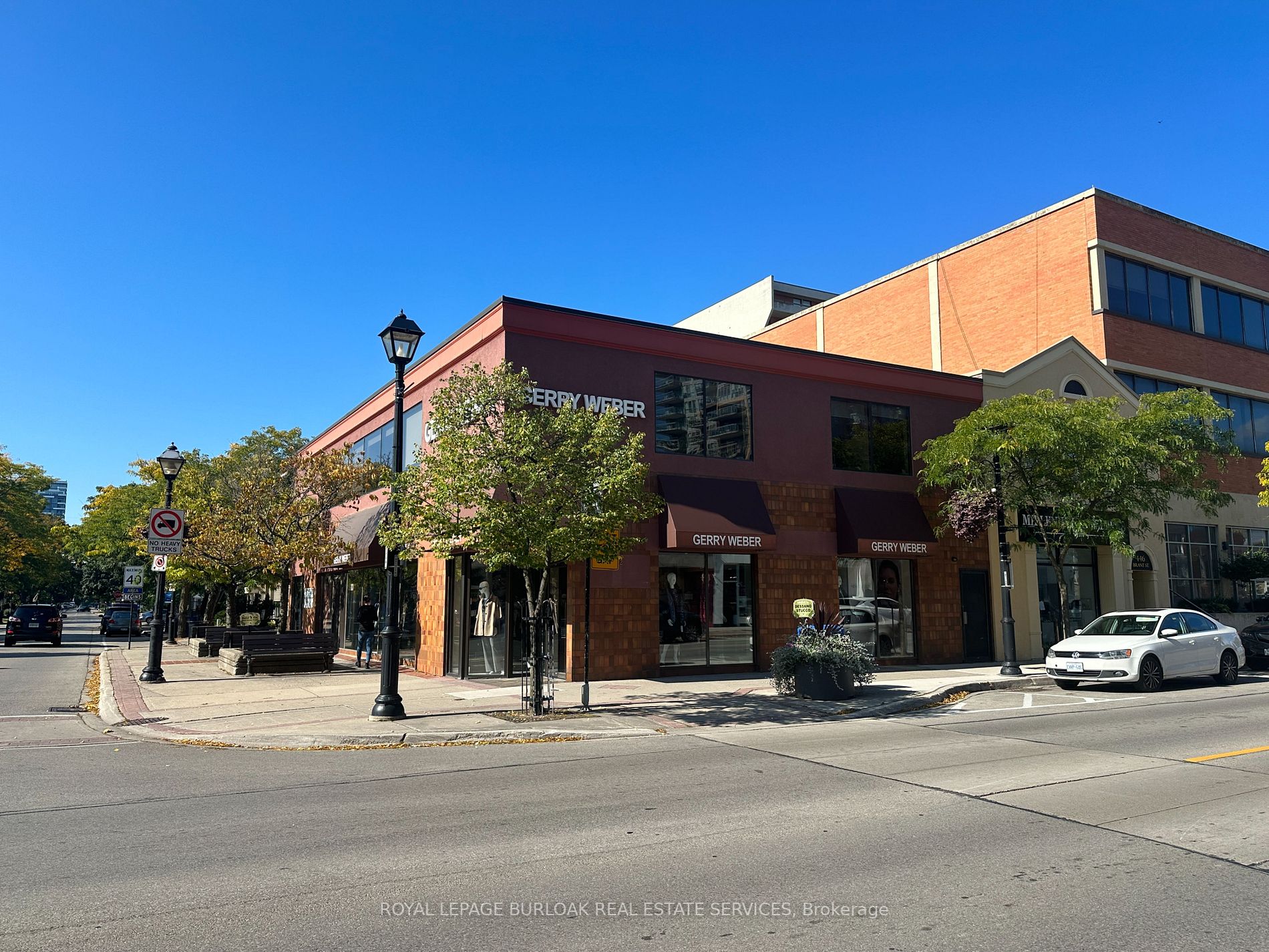 442 Brant St, #202