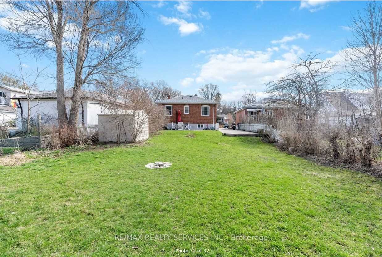 6 Bonnyview Dr