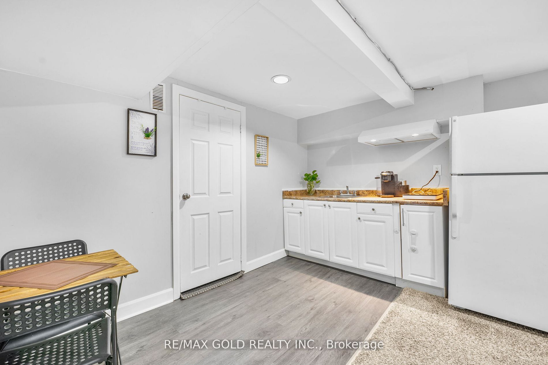3065 Lenester Dr, #23
