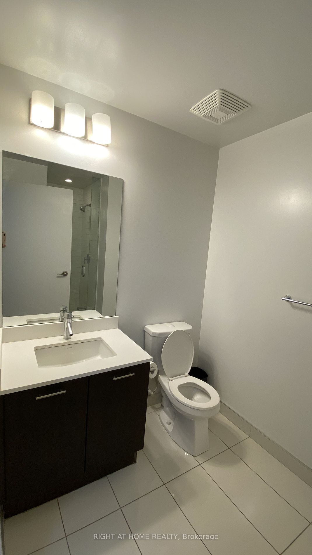 2200 Lake Shore Blvd W, #822