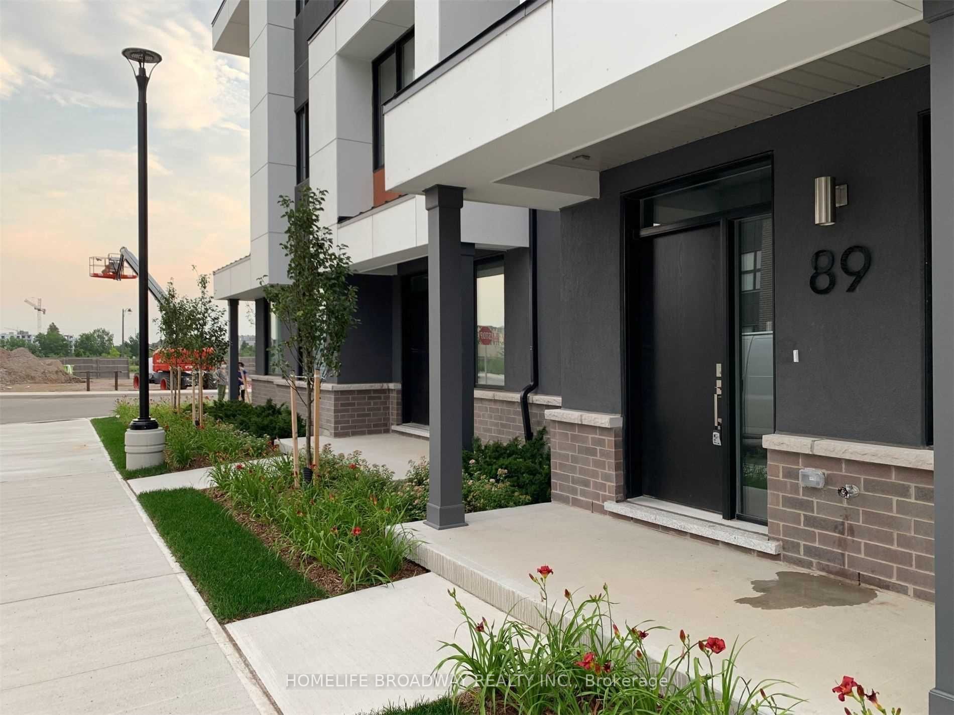89 Grovewood Common, #65