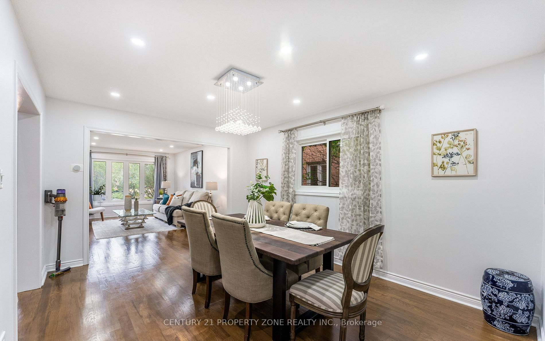 349 Summerchase Dr