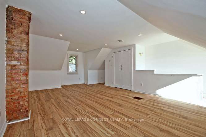 29 Golden Ave