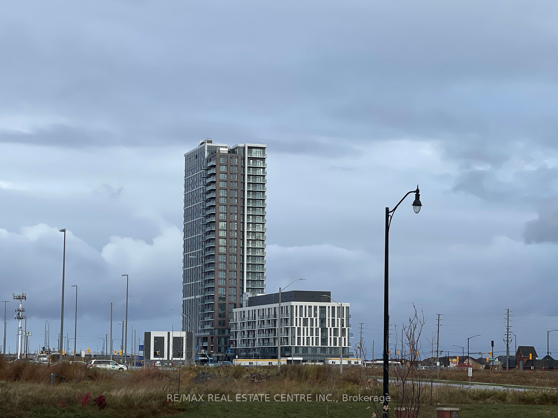 10 Lagerfeld Dr E, #415