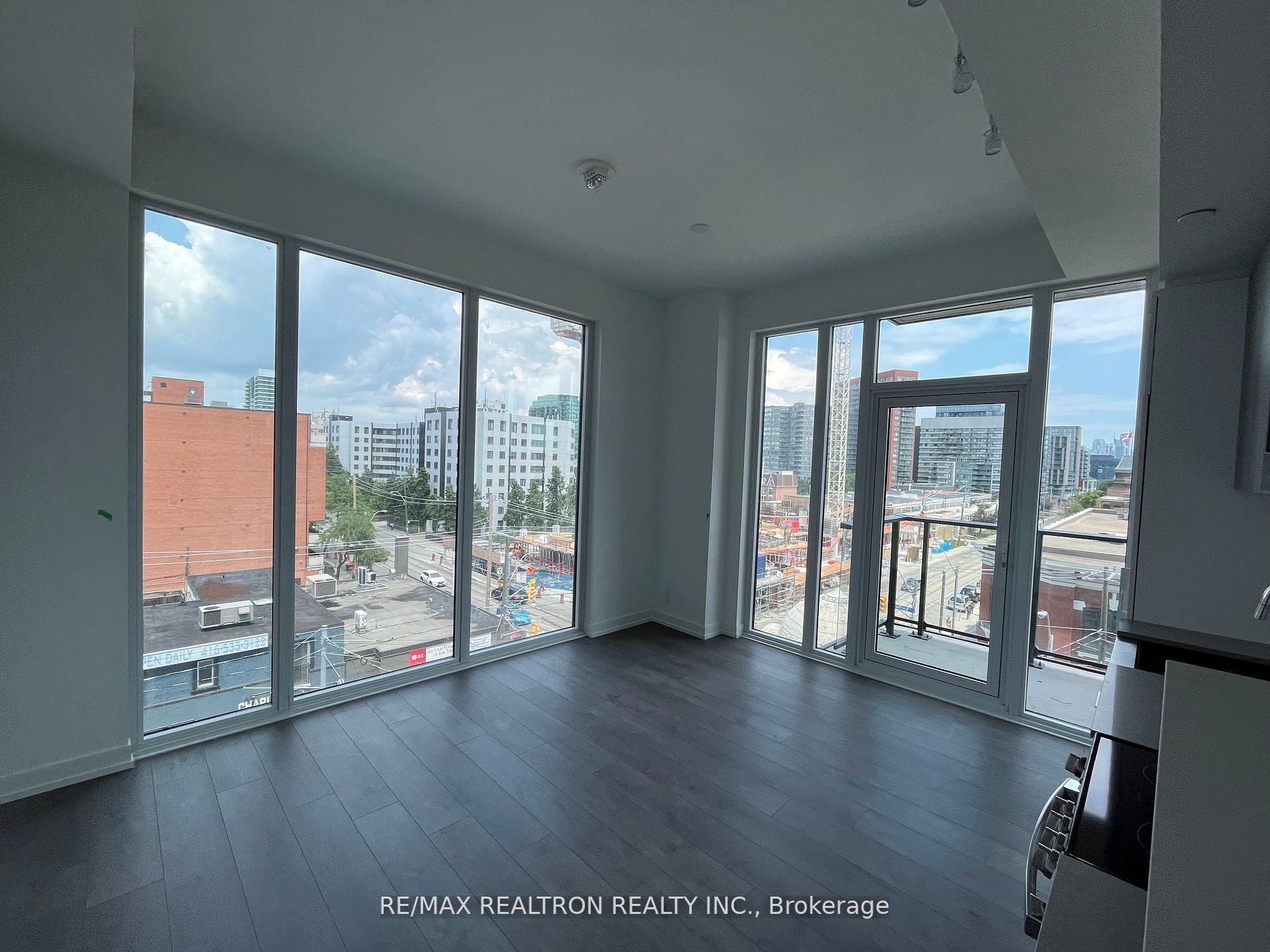 270 Dufferin St, #426