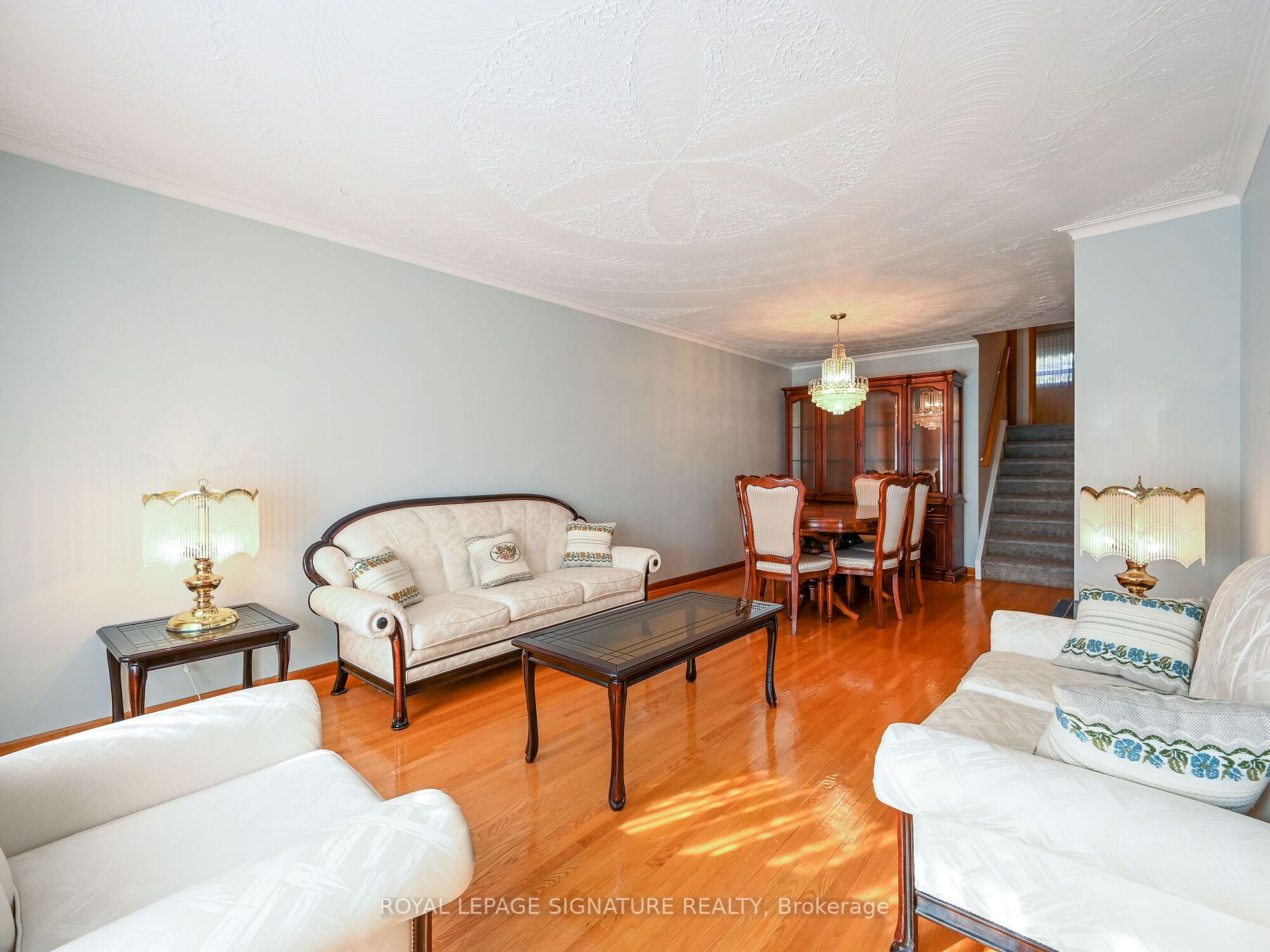 24 Newell Crt