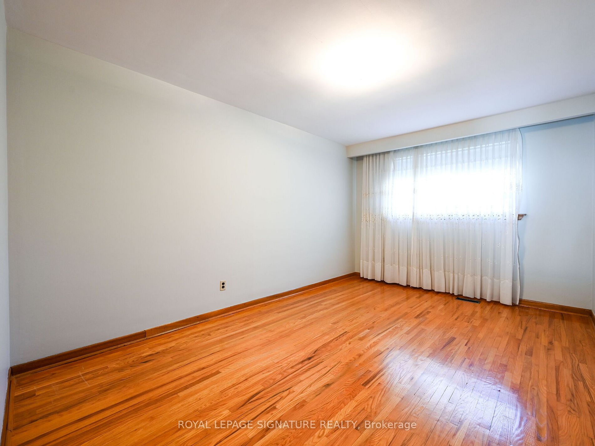 24 Newell Crt