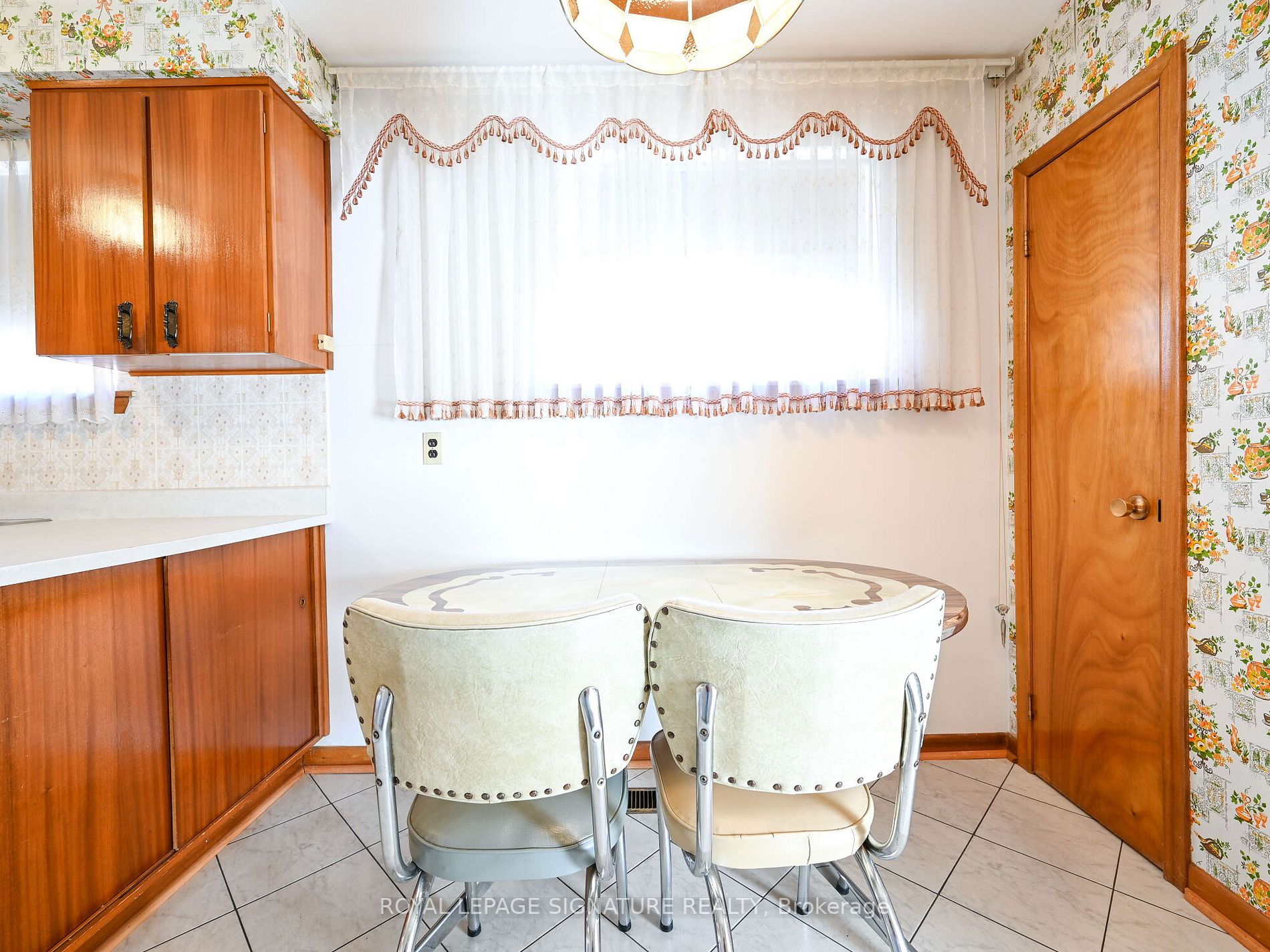 24 Newell Crt