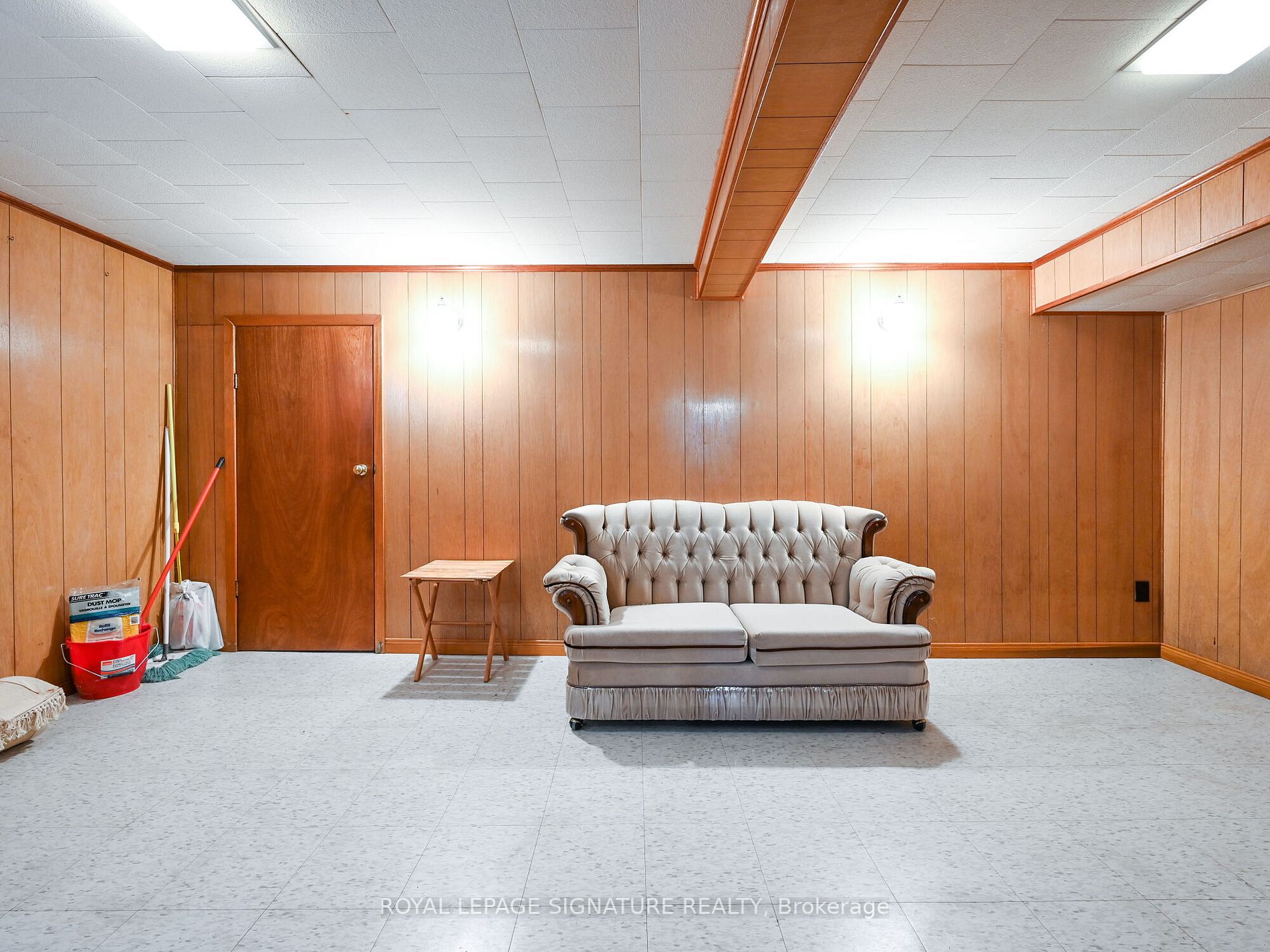 24 Newell Crt