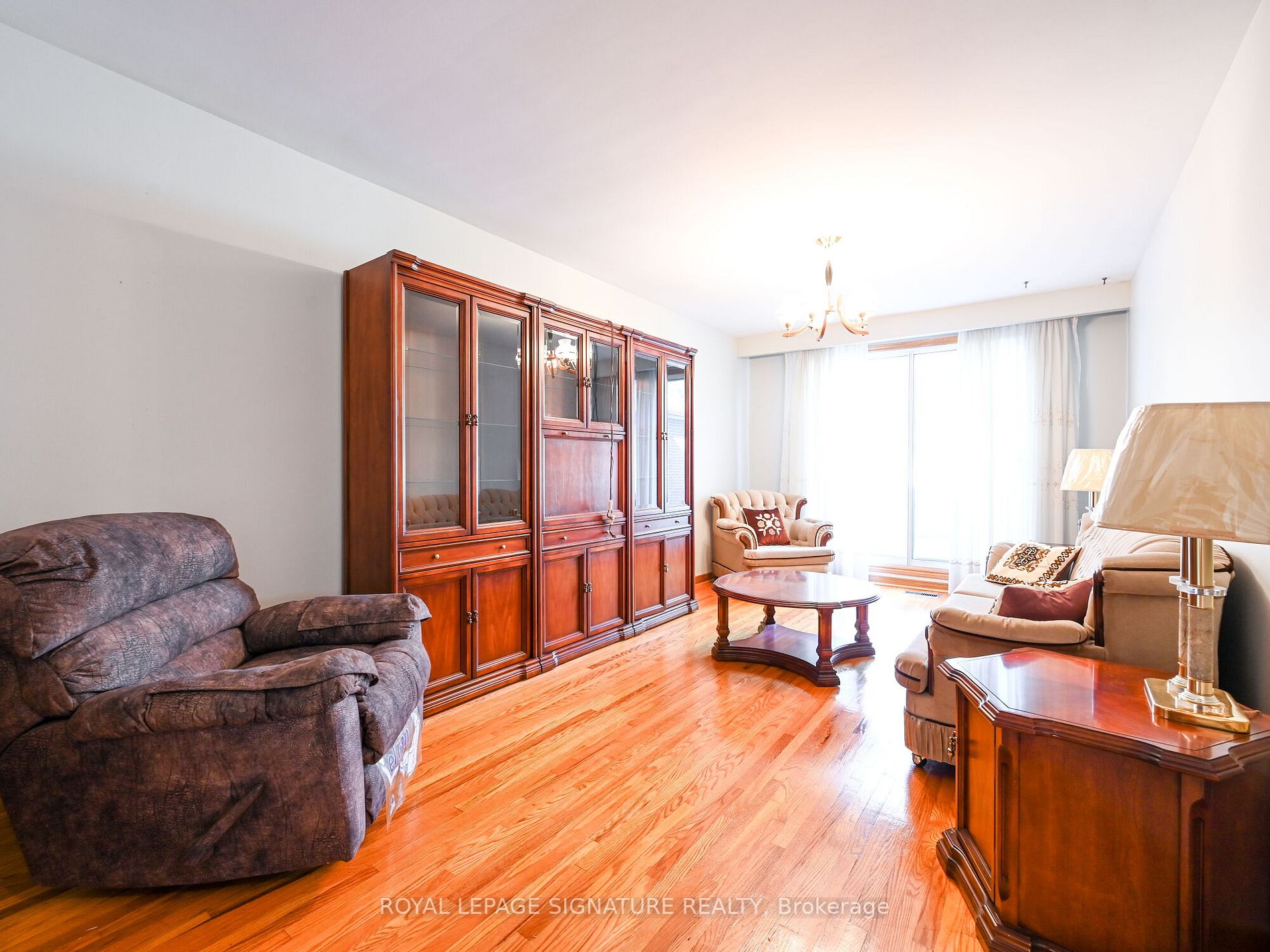 24 Newell Crt